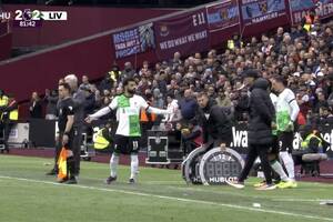 Salah starł się z Kloppem! Szokujące sceny w meczu Liverpoolu [WIDEO]