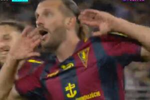 Legia nie istniała w Szczecinie! Piękny gol dał triumf Pogoni [WIDEO]