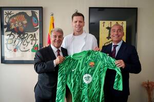 Szczęsny na dłużej w Barcelonie?! Jasna deklaracja bramkarza