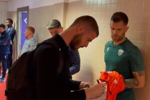 De Gea rozchwytywany przez rywali. Nie odstępowali go na krok [WIDEO]