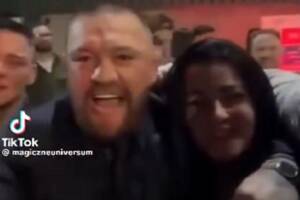 McGregor zaszokował. Nagle zaczął wykrzykiwać nazwę naszego kraju [WIDEO]