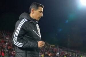 Di Maria oddał kibicom koszulkę. Nie mógł spodziewać się takiej reakcji [WIDEO] 