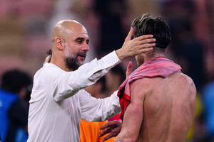 "Totalna wtopa transferowa". Zjazd gwiazdy Manchesteru City. Guardiola ma nowy pomysł
