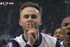 Dramat Manchesteru United. Maddison uciszył "Czerwone Diabły"