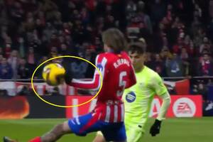 Kolejna kontrowersja w hicie La Liga! Gol dla Atletico nie powinien być uznany? [WIDEO]