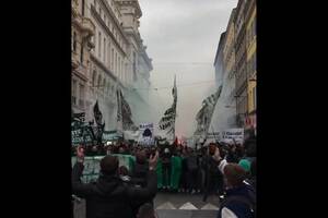 Wielki protest we Francji. Tysiące kibiców wyszły na ulice [WIDEO]