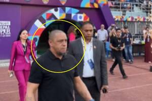 Roberto Carlos gościem honorowym. Nie zgadniecie, na jakim meczu się pojawił [WIDEO]