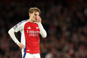 Arsenal stracił kapitana. Totalna zapaść. Kibice zaczynają uderzać w radykalne tony 