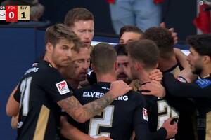 Zwrot akcji w barażach. Historyczny awans do Bundesligi wciąż możliwy [WIDEO]