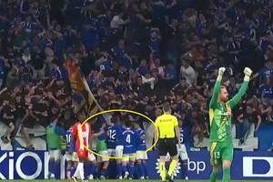 40-letnia legenda na ratunek! Dwa razy wygrał EURO, dziś walczy o powrót do ekstraklasy [WIDEO]