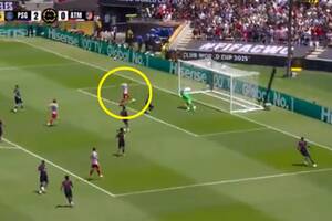 Kompromitacja napastnika Atletico. Co za pudło! [WIDEO]