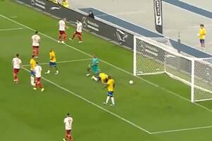 Orły Nawałki zremisowały z Brazylią. Piękna akcja Polaków na oczach Ronaldinho [WIDEO]