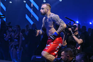 Hit od Prime MMA. Trzech zawodników w klatce