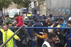 Kibice ścigali się na trybunach. Szaleństwo po transferze gwiazdora [WIDEO]